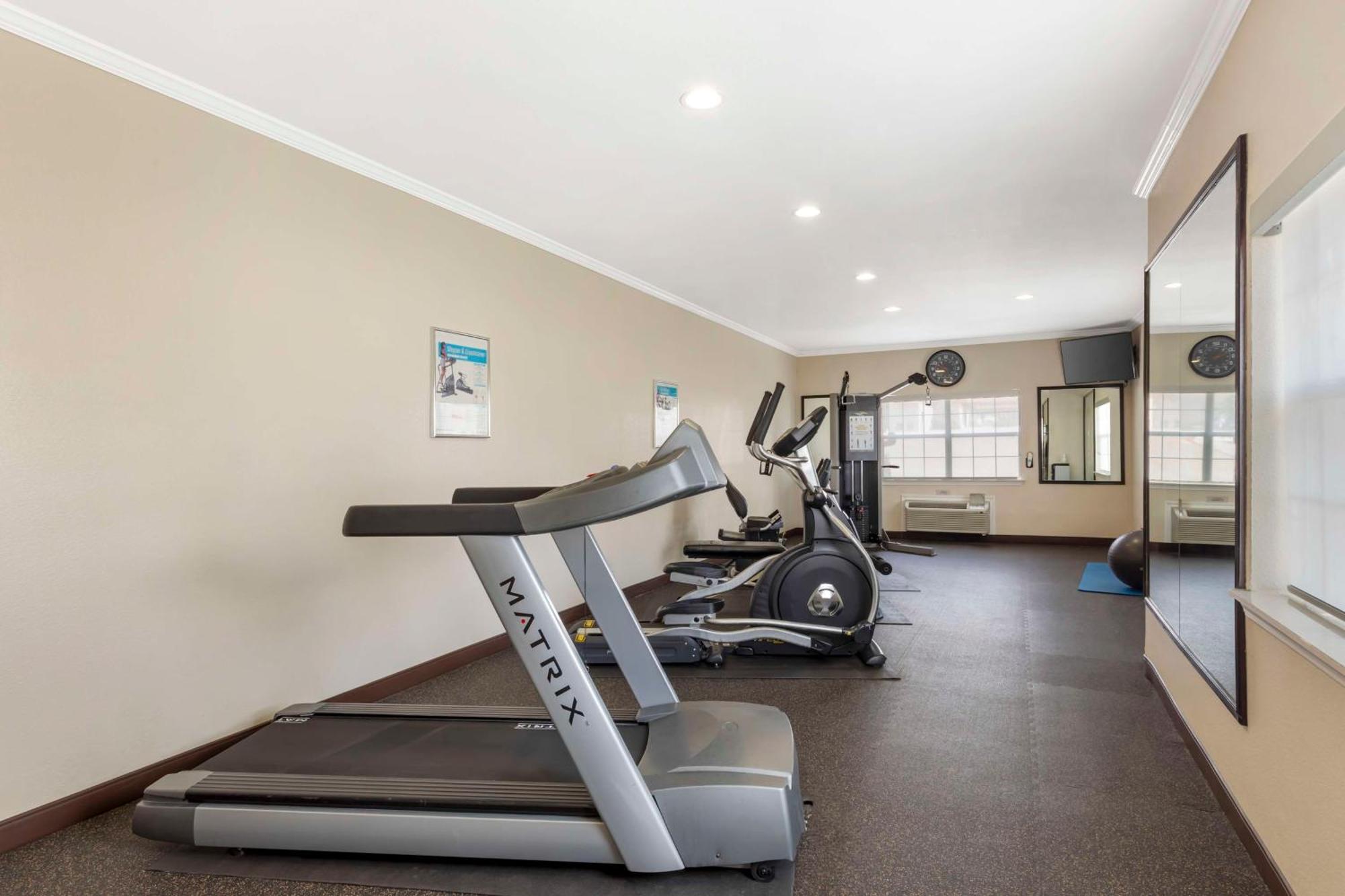 Best Western Plus Lake Worth Buitenkant foto