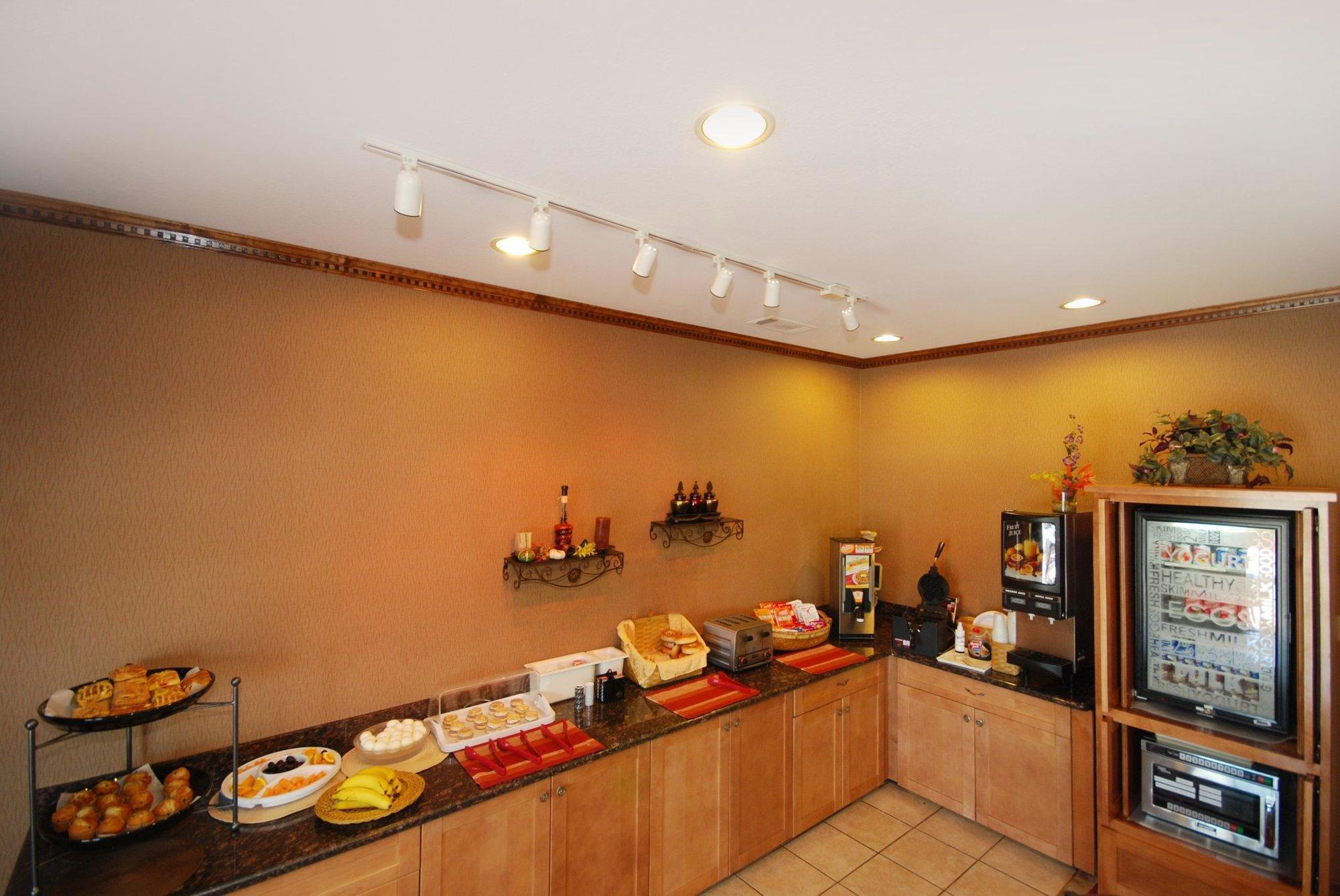 Best Western Plus Lake Worth Buitenkant foto