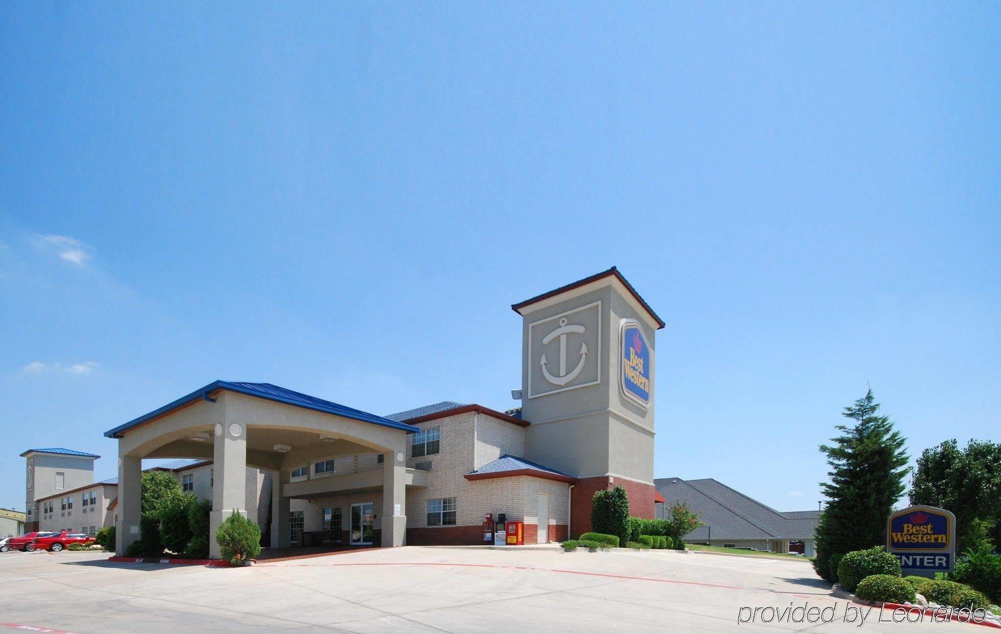 Best Western Plus Lake Worth Buitenkant foto