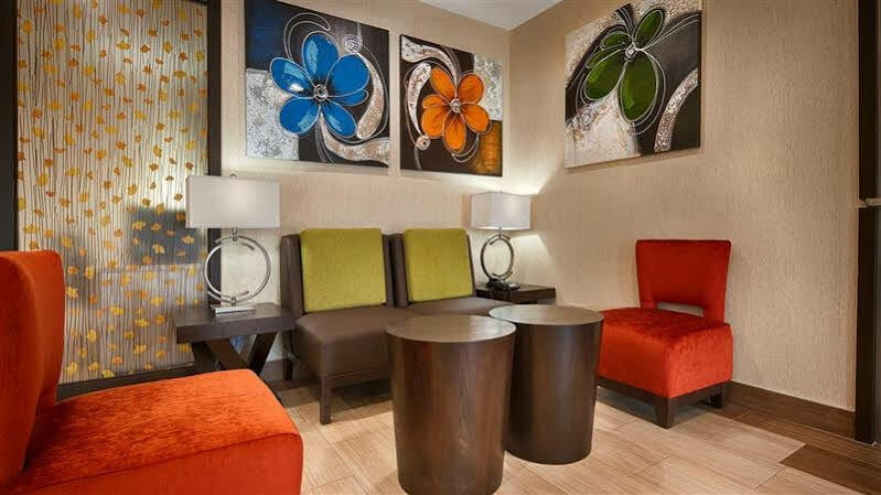 Best Western Plus Lake Worth Buitenkant foto